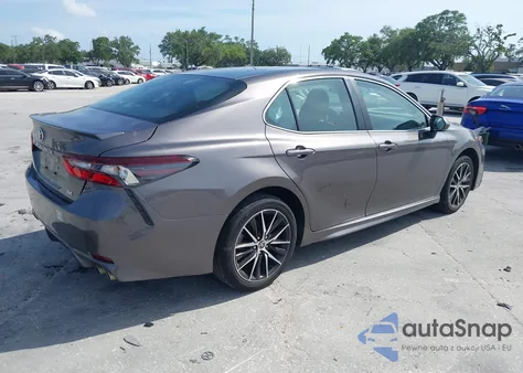 2024 Toyota Camry Se из США, поврежденный, VIN 4T1G11AK8RU901040